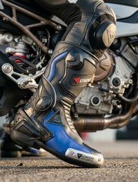 Racing And Road Boots 02