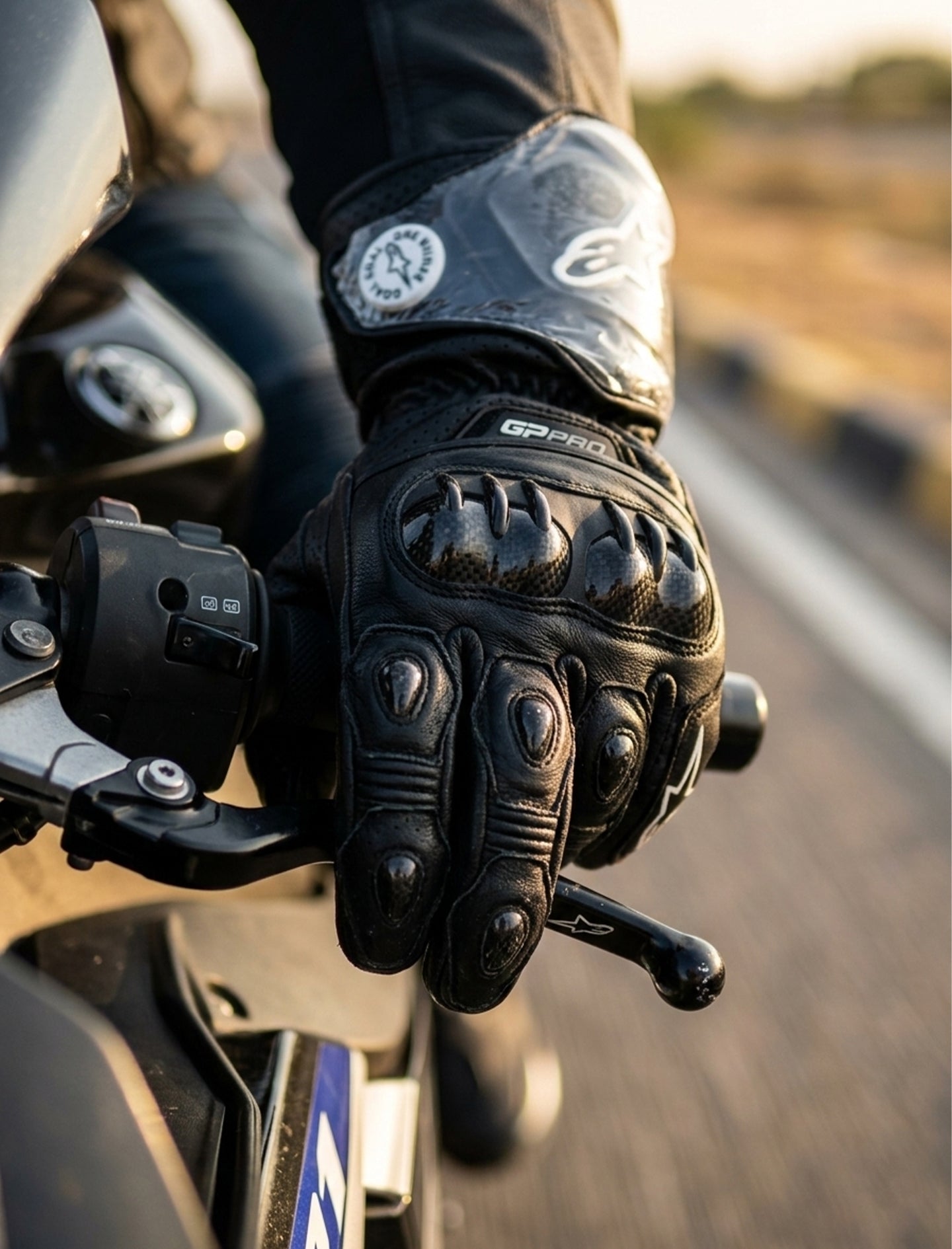 LEATHER RACING MOTORCYCLE GLOVES 02
