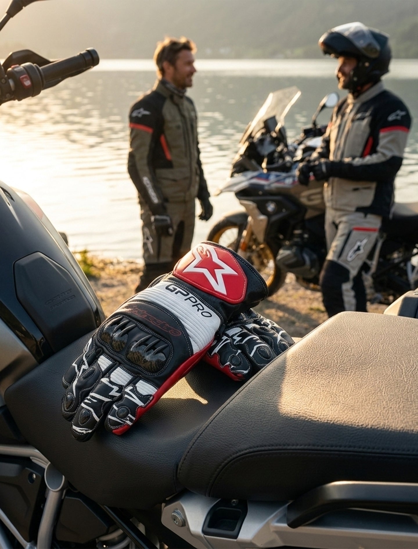 LEATHER RACING MOTORCYCLE GLOVES 01