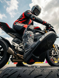 Racing And Road Boots 01