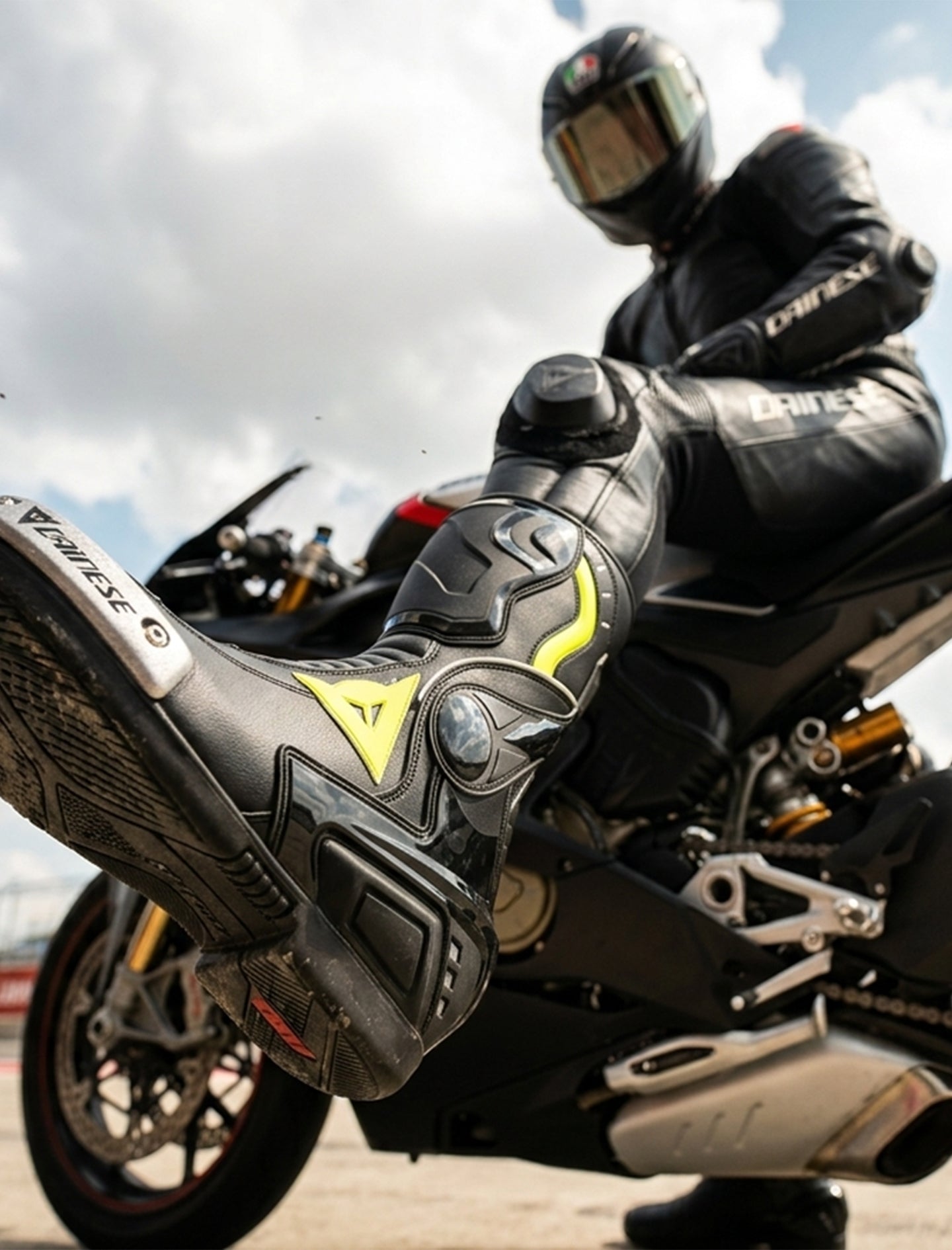 Racing And Road Boots 03